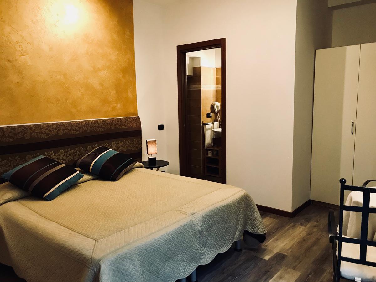 Alla Galleria B&B Verona Buitenkant foto