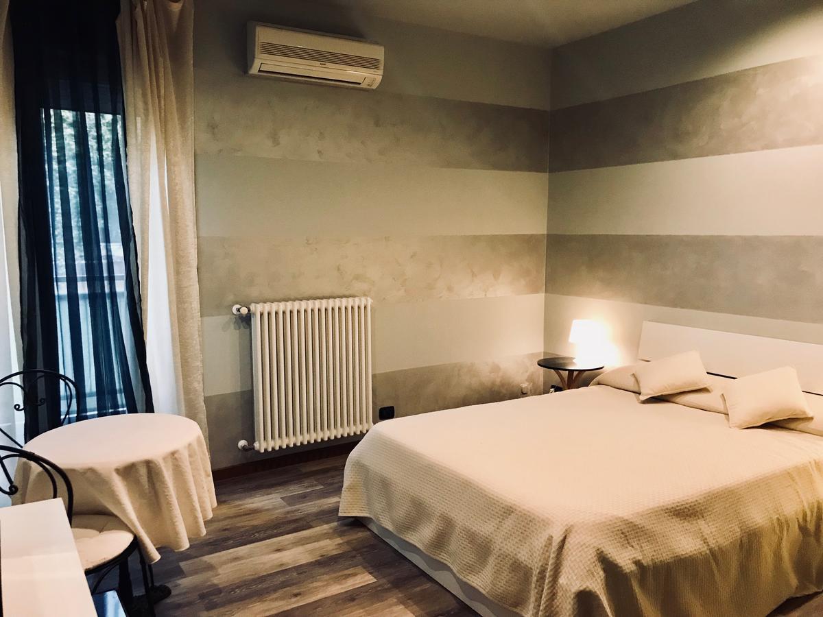 Alla Galleria B&B Verona Buitenkant foto